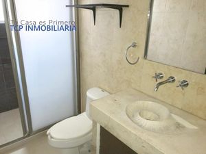 Casa en Venta en Las Lomas Residencial Alvarado