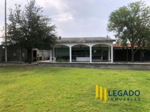 Terreno en Venta en Villa Antigua Allende