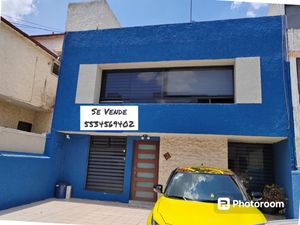 Casa en Venta en Ciudad Satelite Naucalpan de Juárez