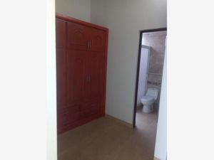 Casa en Venta en La Giralda Residencial Irapuato