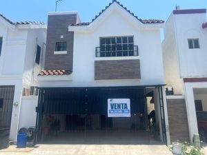 Casa en Venta en Privada Nogalar San Nicolás de los Garza