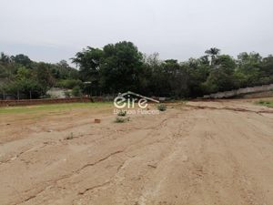 Terreno en Venta en Los Guayabos Zapopan