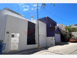 Casa en Venta en Balcones de Loma Linda Mazatlán