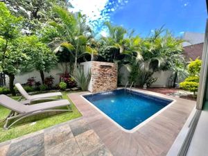 Casa en Venta en Bosques de Palmira Cuernavaca