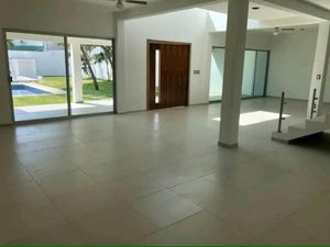 Casa en Venta en Burgos Bugambilias Temixco