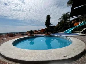 Casa en Venta en Burgos Bugambilias Temixco