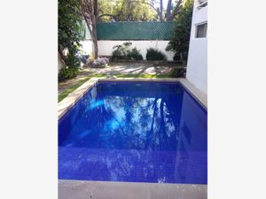 Casa en Venta en Lomas de Tzompantle Cuernavaca