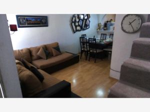 Casa en Venta en Paseo de San Carlos Nicolás Romero