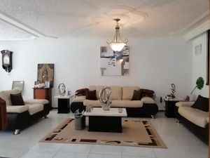 Casa en Venta en Bosques del Refugio León