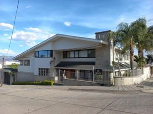 Casa en Venta en Villas del Campestre León