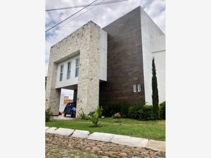 Casa en Venta en Portones del Carmen León