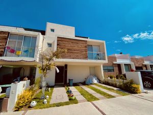 Casa en Renta en Cañadas del Arroyo Corregidora