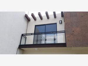 Casa en venta en Calle 6 Sur, Loma Linda, Heroica Puebla de Zaragoza, Puebla,  Pue., 72477.