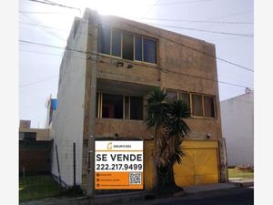 Casa en Venta en Valle Dorado Puebla