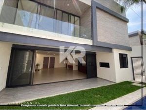 Casa en Venta en Jardines de Delicias Cuernavaca