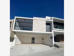 Casa en Venta en Lomas del Vergel Monterrey