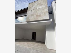 Casa en Venta en Lomas del Vergel Monterrey