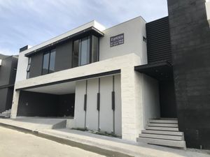 Casa en Venta en Lomas del vergel Monterrey