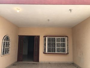 Casa en Venta en Las Puentes Sector 1 San Nicolás de los Garza