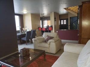 Casa en Venta en La Rioja Privada Residencial Monterrey