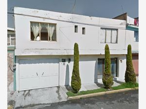 Casa en Venta en Isidro Fabela 1a Sección Toluca