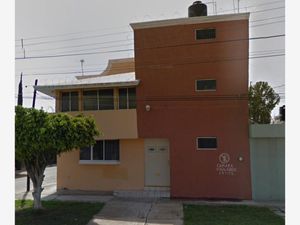 Casa en Venta en Jardines de Celaya 1a Secc Celaya