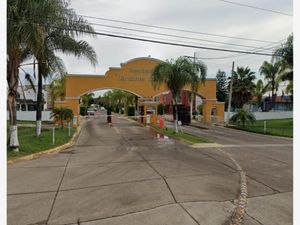 Casa en Venta en Jardines Del Edén Tlajomulco de Zúñiga