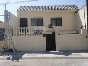 Casa en venta en Lomas de San Pedro, Lomas de la Fama, Santa Catarina, Santa  Catarina, ..