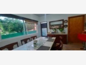 Casa en Venta en Vergeles de Oaxtepec Yautepec