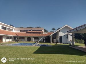 Casa en Venta en Lomas de Cocoyoc Atlatlahucan