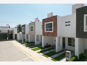 Casa en Venta en Nuevo León Cuautlancingo