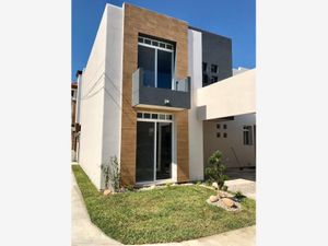 Casa en Renta en Los Arcángeles Tampico