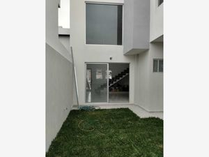 Casa en Venta en Lomas de la Rioja Alvarado