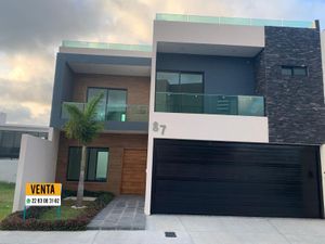 Casa en Venta en Lomas del Sol Alvarado