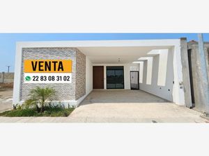 Casa en Venta en Las Lomas Residencial Alvarado