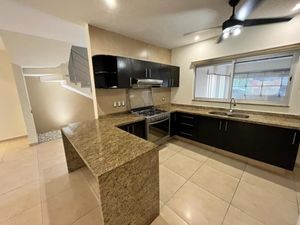 Casa en Venta en Lomas del Sol Alvarado