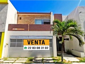 Casa en Venta en Lomas del Sol Alvarado