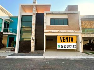 Casa en Venta en Lomas del Sol Alvarado