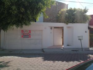 Casa en Venta en Colinas del Cimatario Querétaro