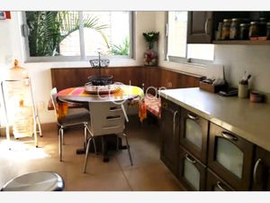 Casa en Venta en Santa Cruz Guadalupe Puebla