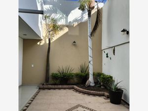 Casa en Venta en Jardines del Country Guadalajara