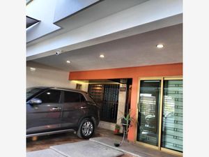 Casa en Venta en Jardines del Country Guadalajara