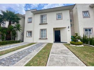 Casa en Venta en Villa Romana Metepec