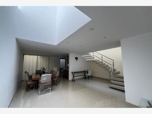 Casa en Venta en San Felipe Tlalmimilolpan Toluca