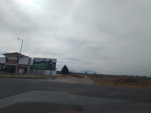 Terreno en Venta en San Miguel Totocuitlapilco Metepec