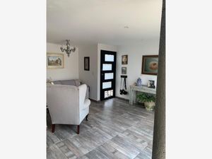 Casa en Venta en San Miguel Totocuitlapilco Metepec