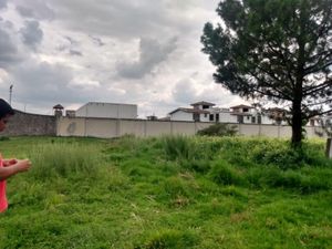 Terreno en Venta en San Miguel Totocuitlapilco Metepec