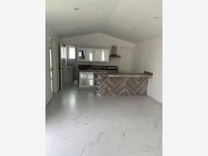 Casa en Renta en San Miguel Totocuitlapilco Metepec