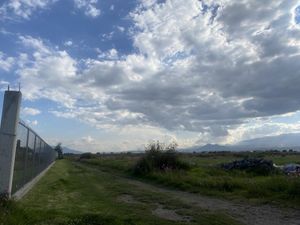 Terreno en Venta en San Miguel Totocuitlapilco Metepec