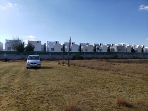 Terreno en Venta en San Miguel Totocuitlapilco Metepec